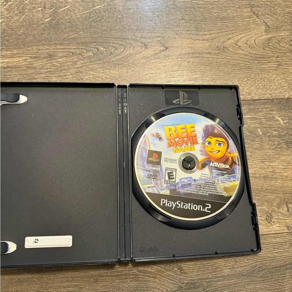 PlayStation 2 Bee Movie Game‎